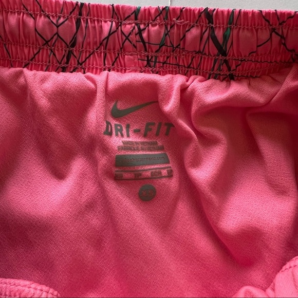 Nike Pink Green Black Dri-Fit Athletic Shorts Size XS - Picture 4 of 6
